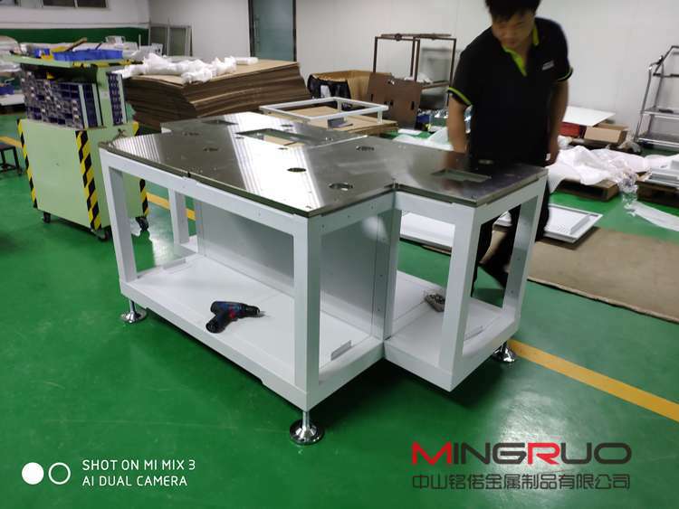 钣金加工不锈钢的有关实用知识_三亚常天网络安全教育有限公司